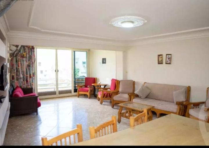 Luxury Duplex Mamoura Beach: Vip Beachfront With Helnan Views Apartment Alexandria