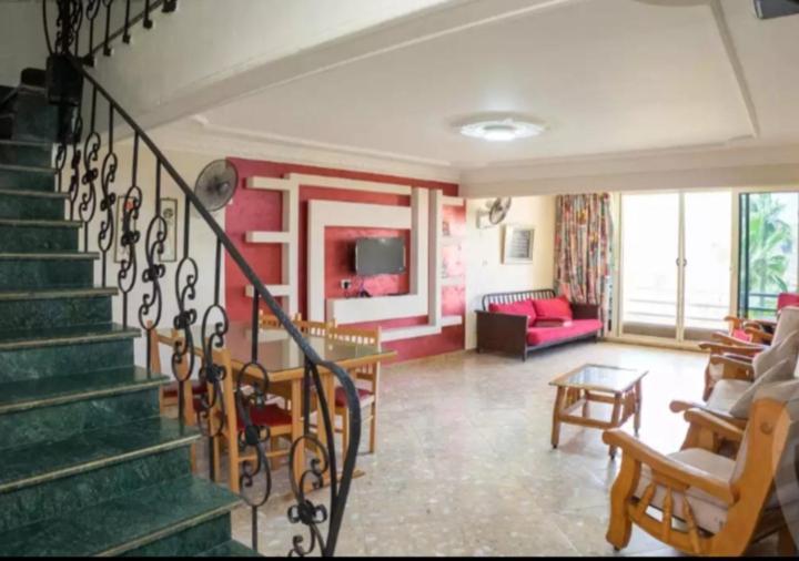 Luxury Duplex Mamoura Beach: Vip Beachfront With Helnan Views Apartment *